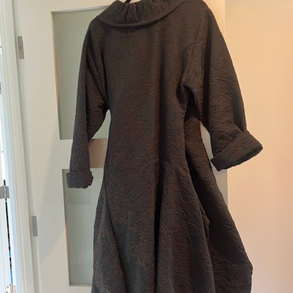 Dress to Kill, Brown Brocade Wrap Dress, Size 1 - Picture 7 of 12
